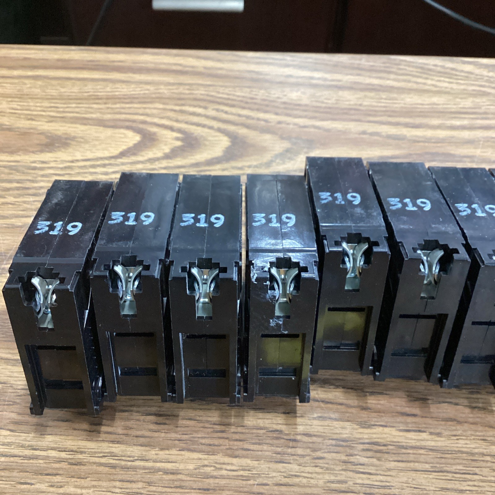 Lot Of 10 Challenger C120 1 Pole 20 Amp Type C Circuit Breaker Tested Used 🔴