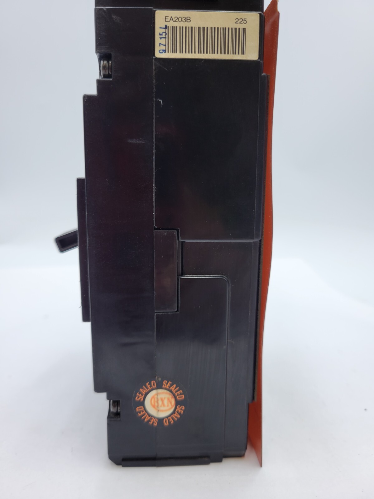 Fuji Electric EA203B Circuit Breaker 225A 690VAC 250DC 3P 3PH Type EA 225 Amp