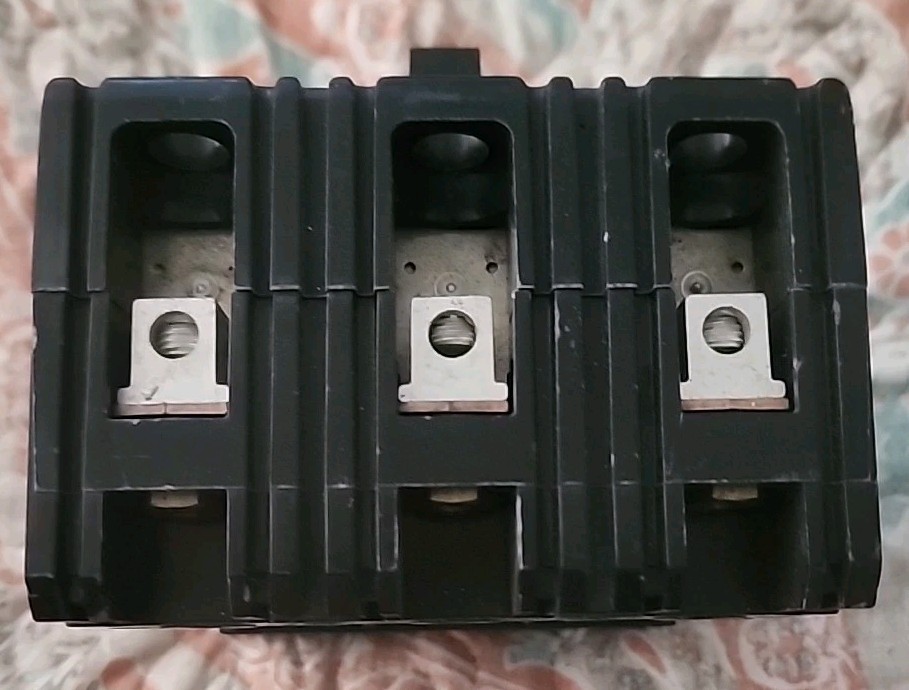 Square D FHP3600311M Motor Circuit Breaker 3 Amp 600 Volt Series 2 Mag-Gard, J5