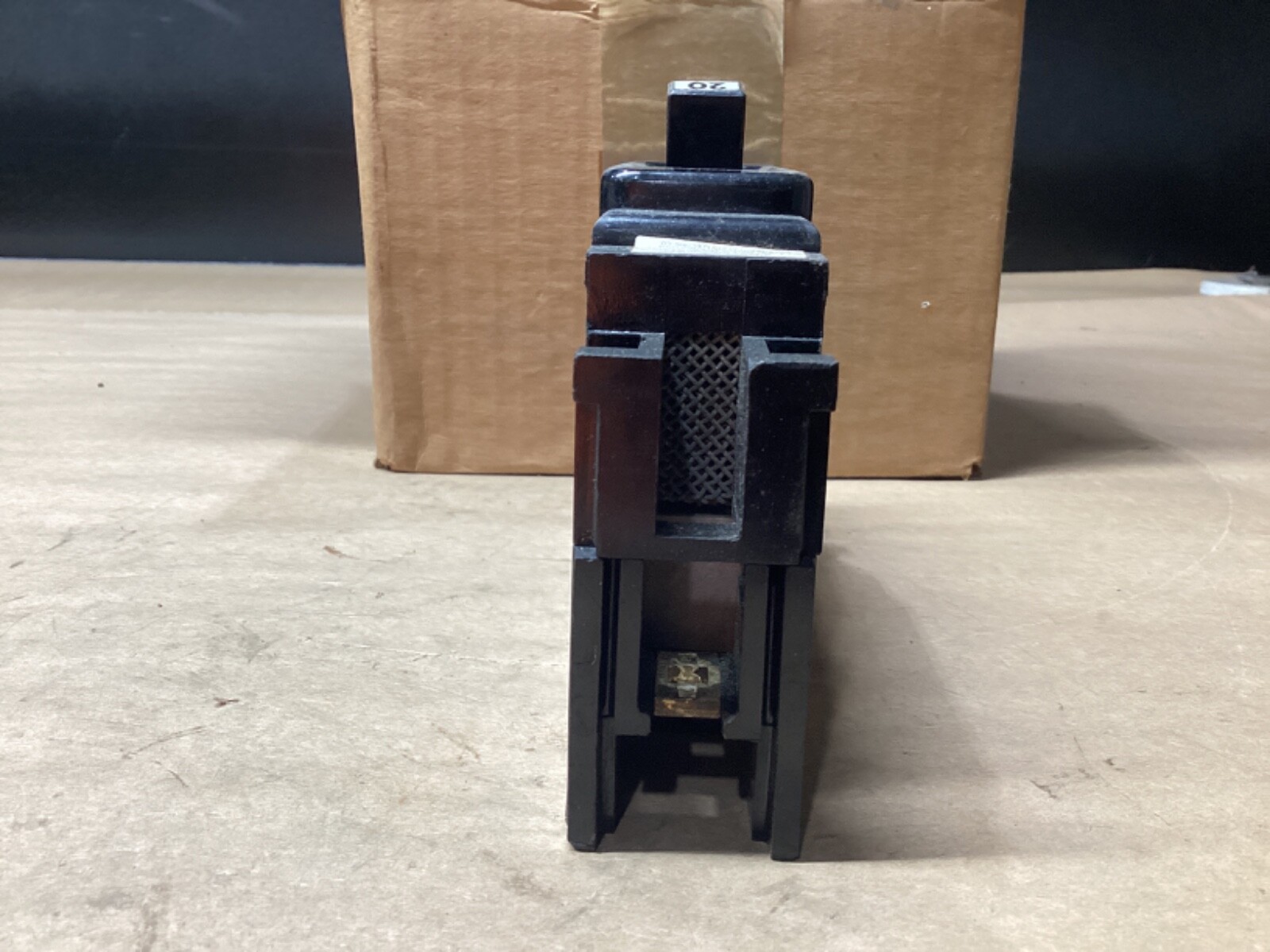 FPE Federal Pacific circuit breaker type NEF 1p 20amp LB-232 #131A108PR2*CO