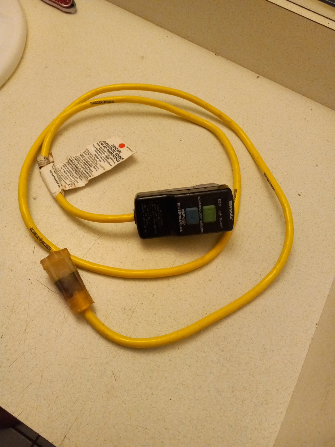 Woods Yellow Jacket GFCI/DDFT Ground Fault Circuit Interrupter 15A 6FT