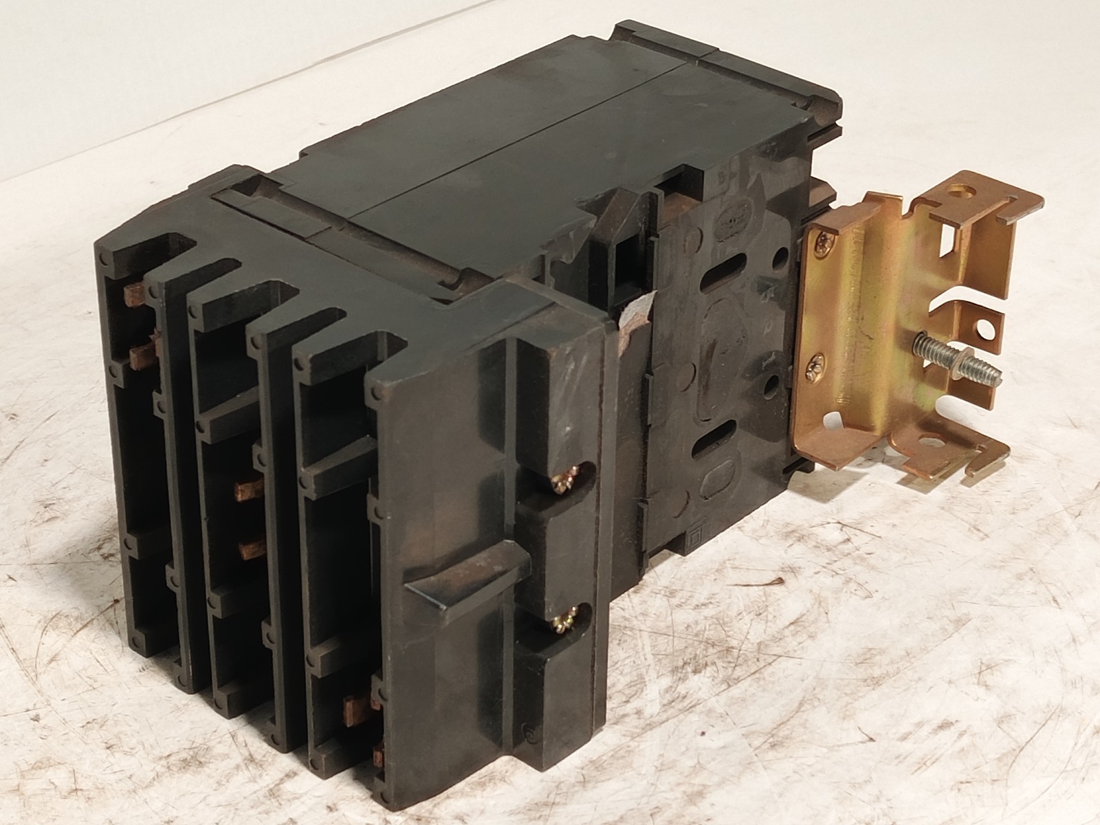 Square D FA-36040 3 Pole Circuit Breaker 40A 240/480/600VAC Type FA
