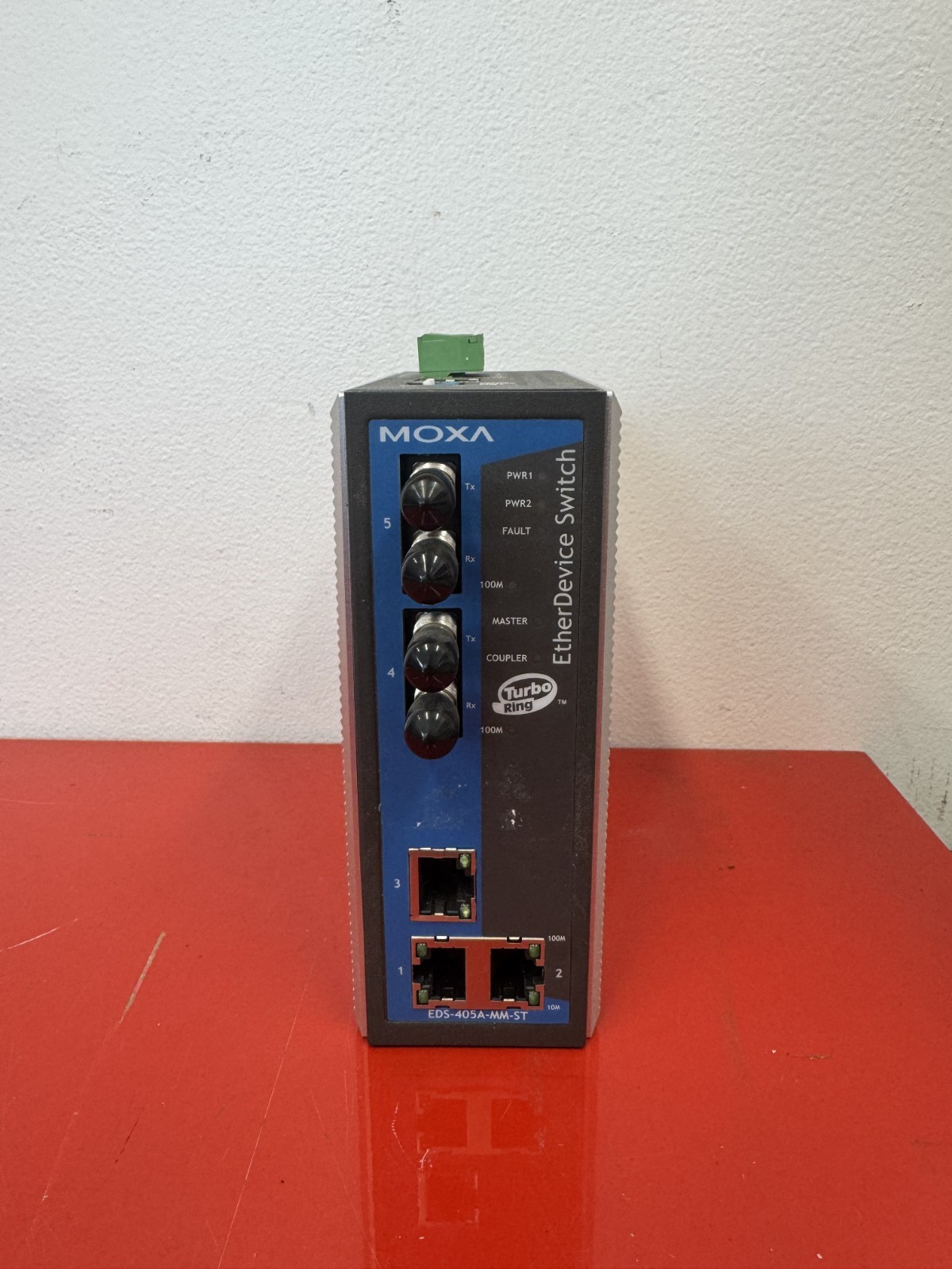 NEW TAKEOUT MOXA EDS-405A-MM-ST *SHIPS SAME DAY UPS*