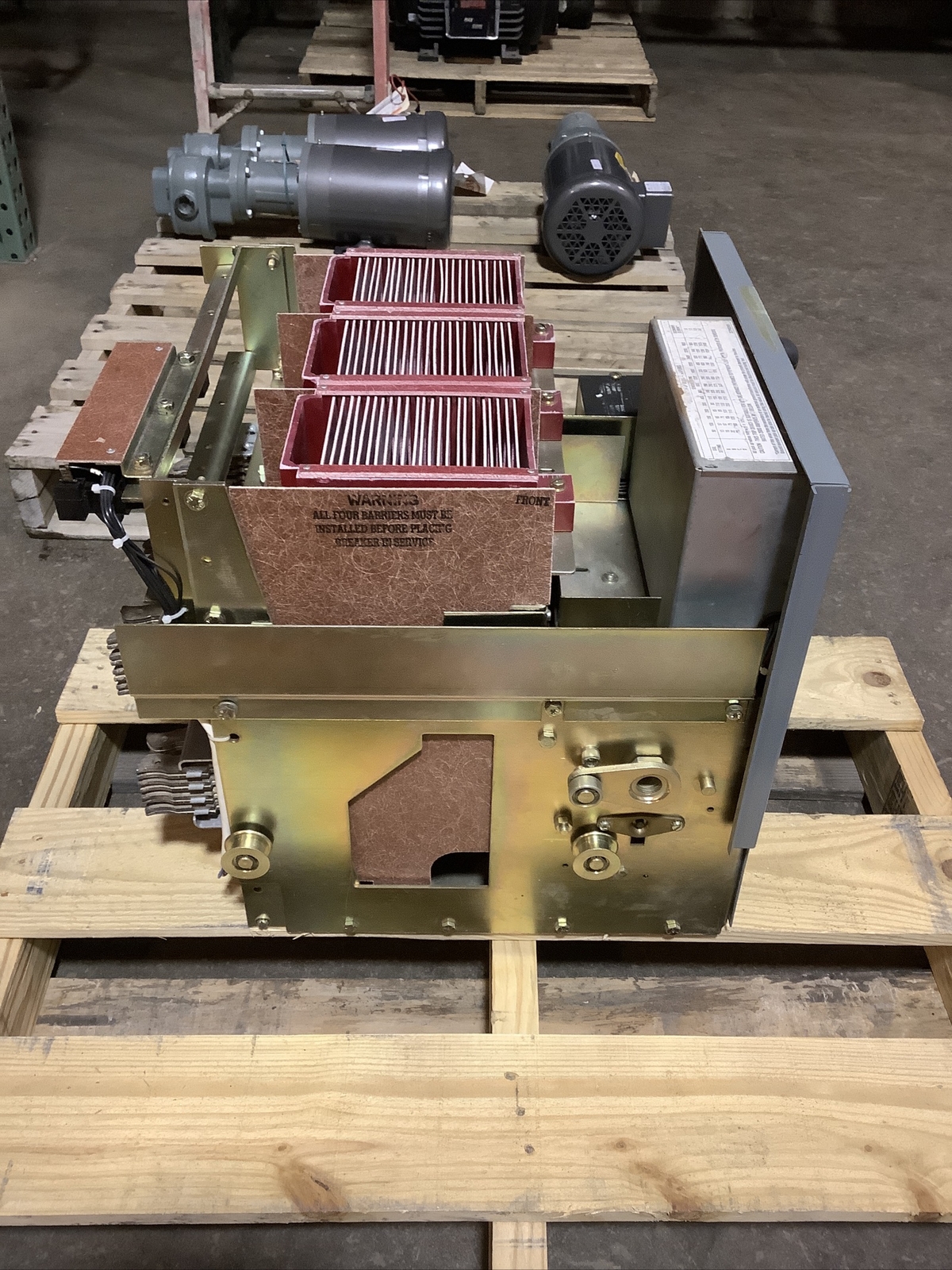 Type DS-416 Circuit Breaker