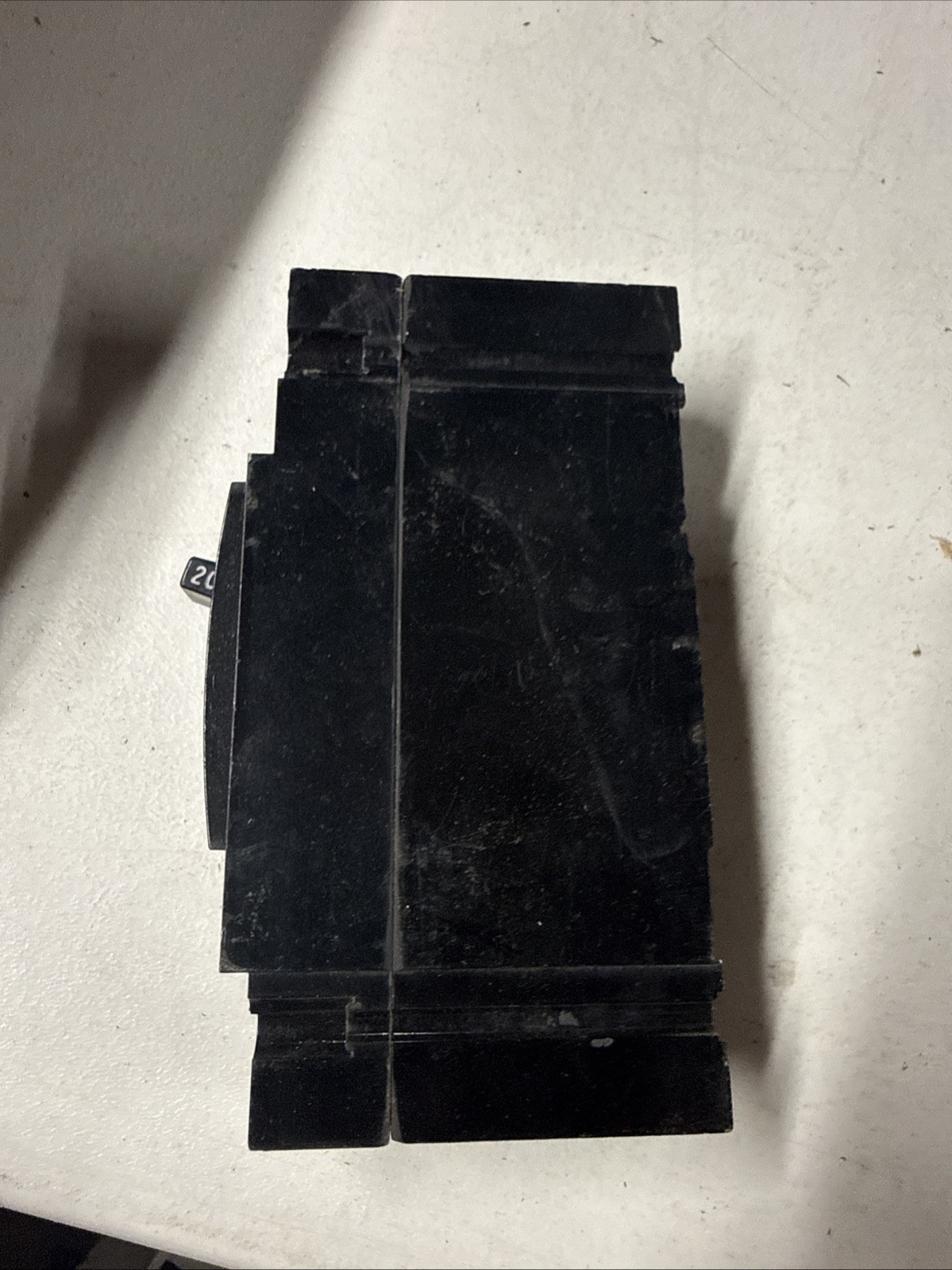 GE TED113020 Circuit Breaker 20 Amp 277 VAC 1 Pole General Electric