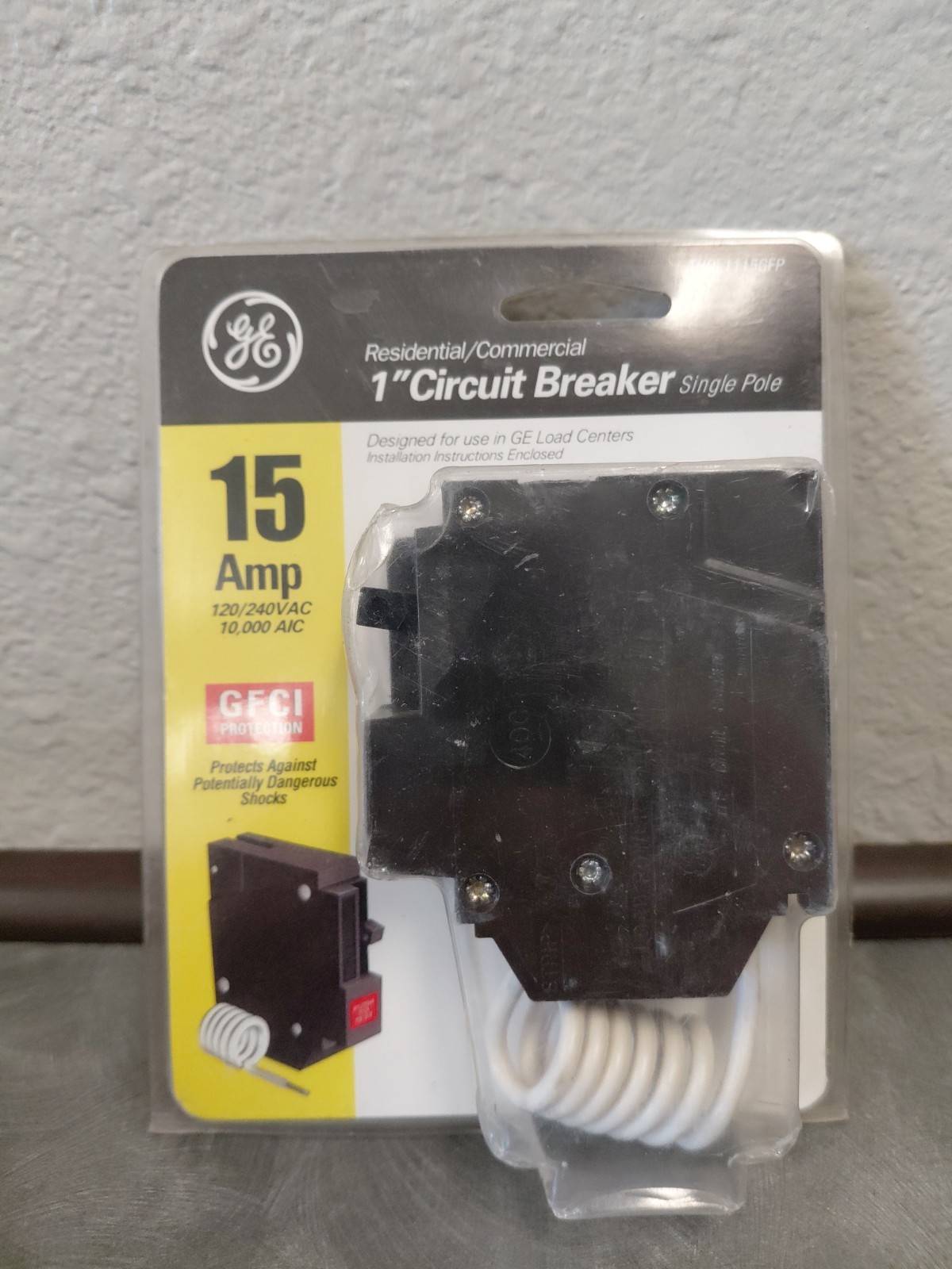GE Residential/Commercial 1″ Circuit Breaker Single Pole 15 Amp – New