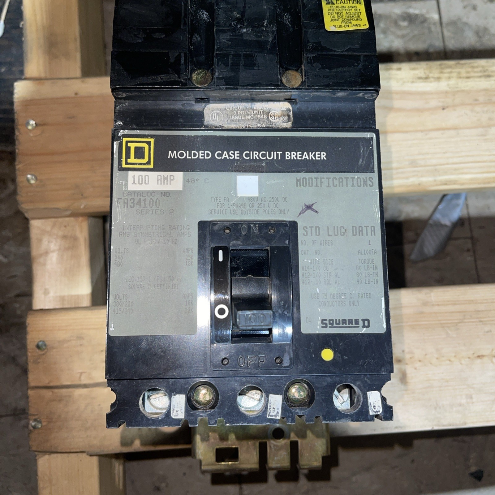 Square D FA34100 I-Line Circuit Breaker 100A 3P 480V FA 3 pole 100 Amp Used