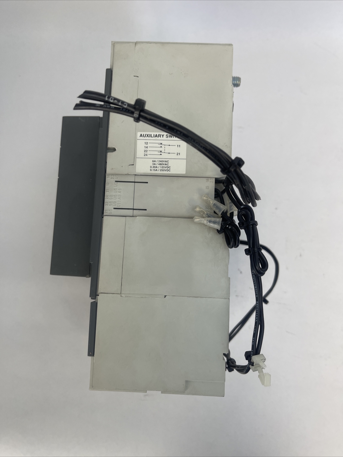 ABB S6N CIRCUIT BREAKER 600V 600AMP 3POLE SHUNT TRIP 24V