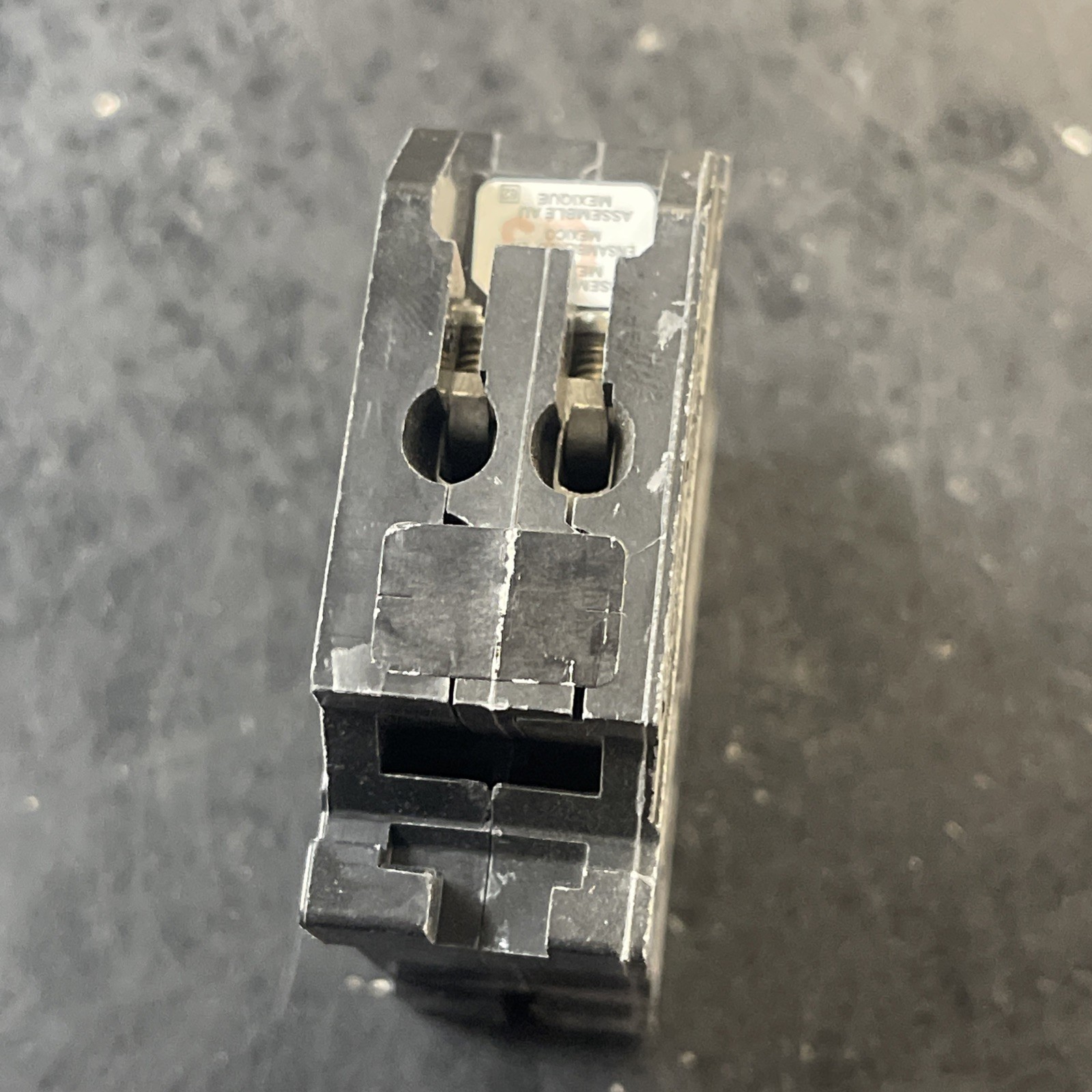 Square D HOMT2020 Homeline 20 amp Twin 1 Pole Tandem Circuit Breaker USED