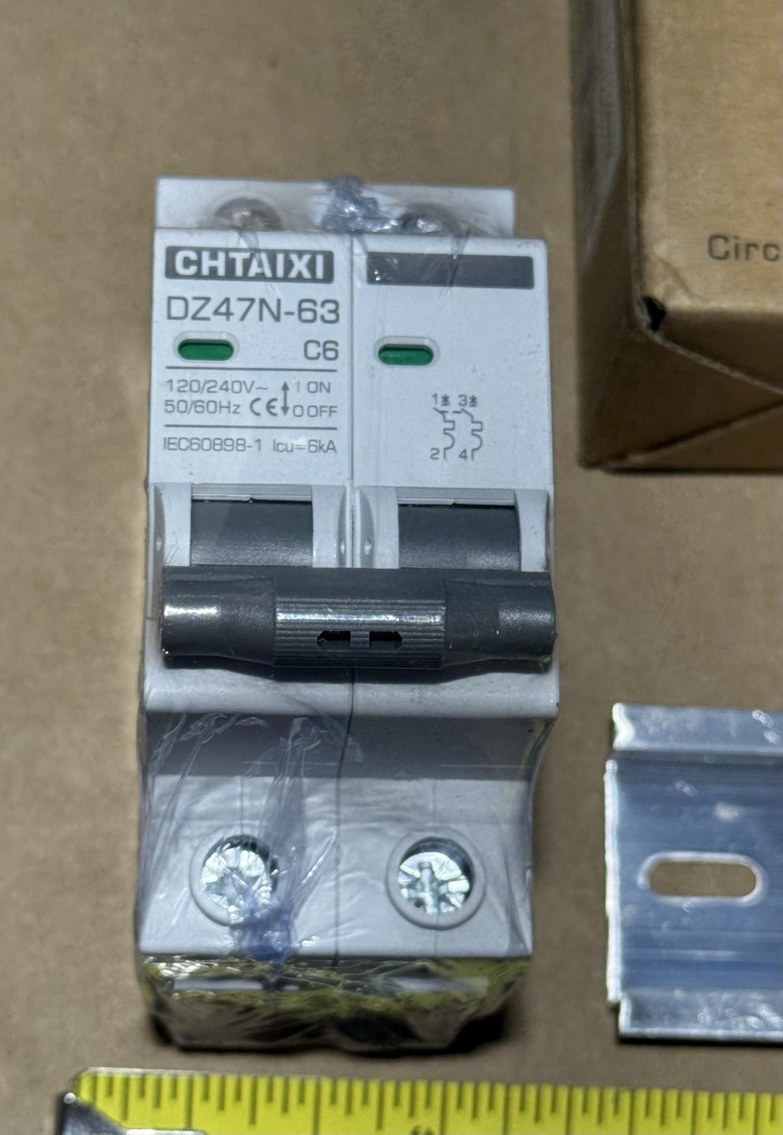 Chtaixi Circuit Breaker – DZ47N-63 C63 120/240v 50/60hz
