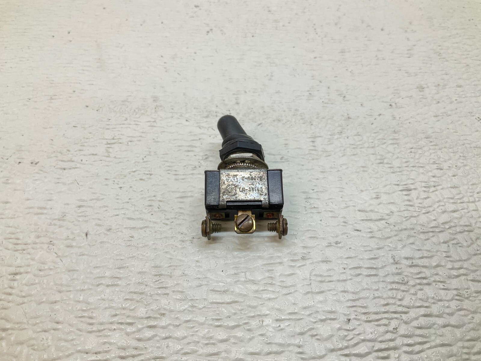 Carling E-60272 2 Position Maintained Toggle Switch LR-39145 (TSC)