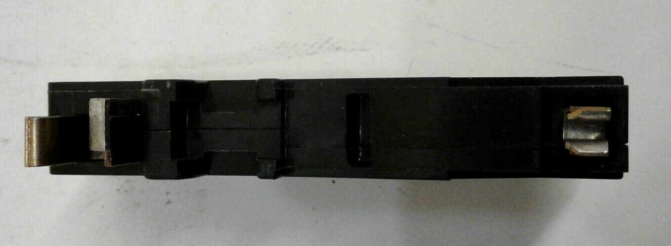 Eaton CHFP115DF Circuit Breaker 15A 1 Pole Plug On Neutral Combo AFCI/GFCI Qty 1