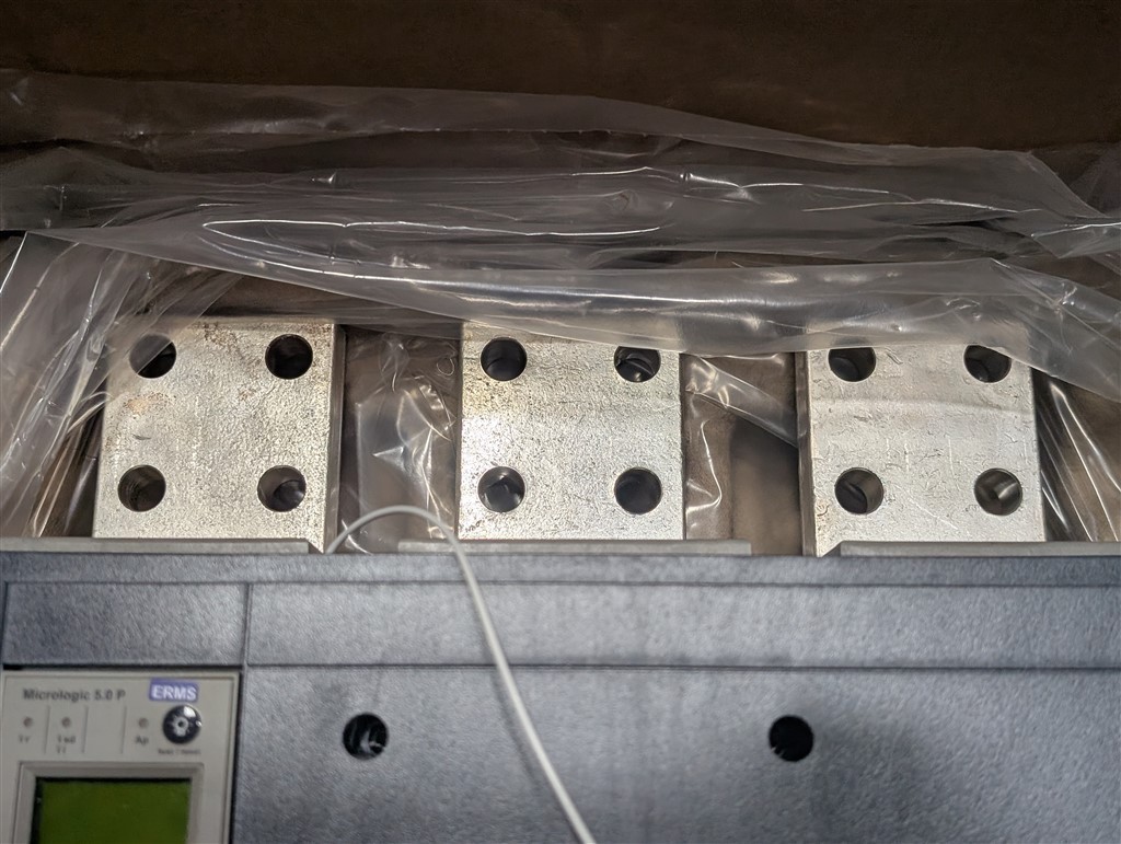 2500A Schneider RG 2500 PowerPact Bolt-On Breaker 600V RGF36250CU63AE1ABSAJK