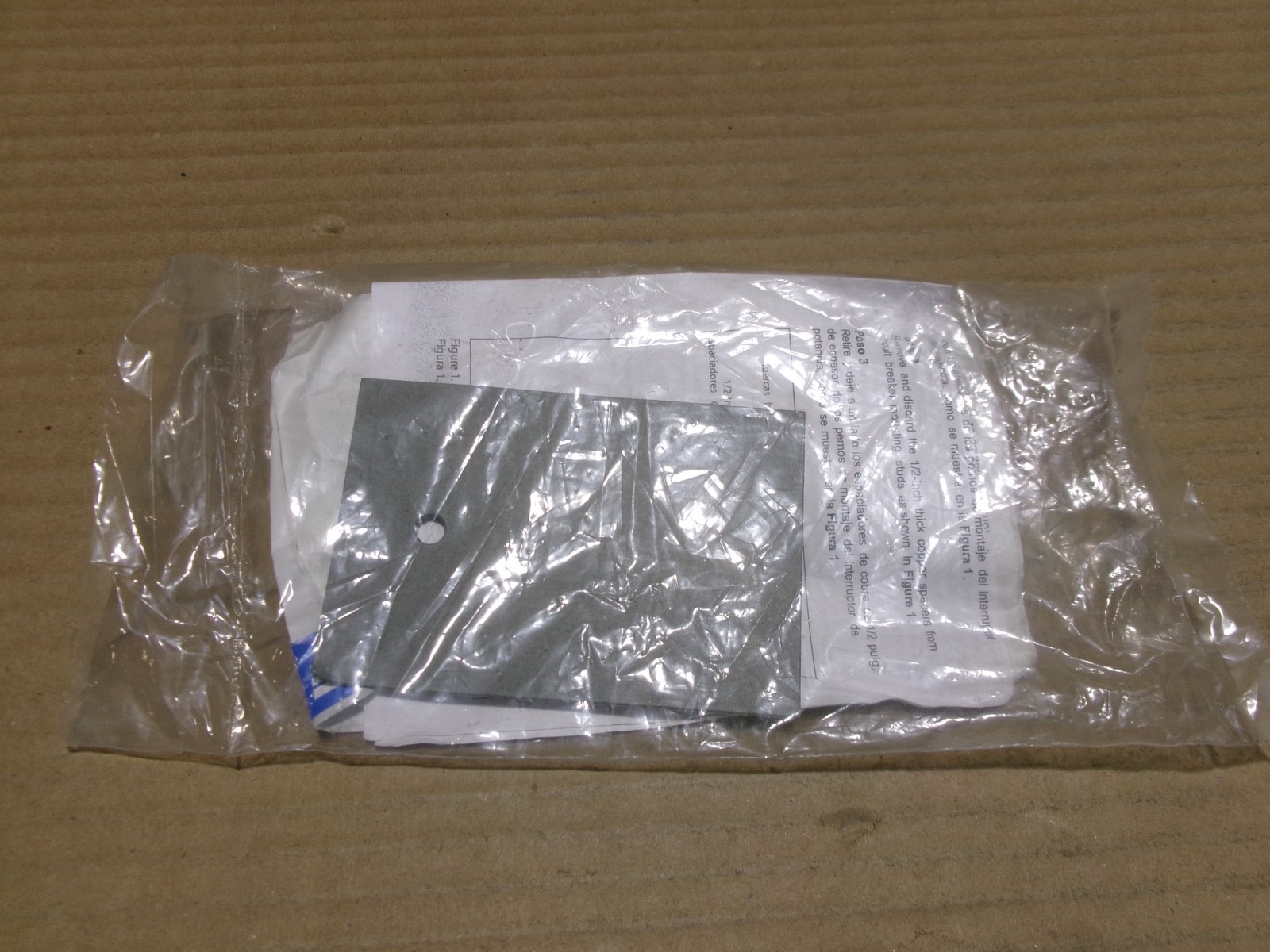 NEW EATON 1MMCBK CV Breaker Mounting Kit