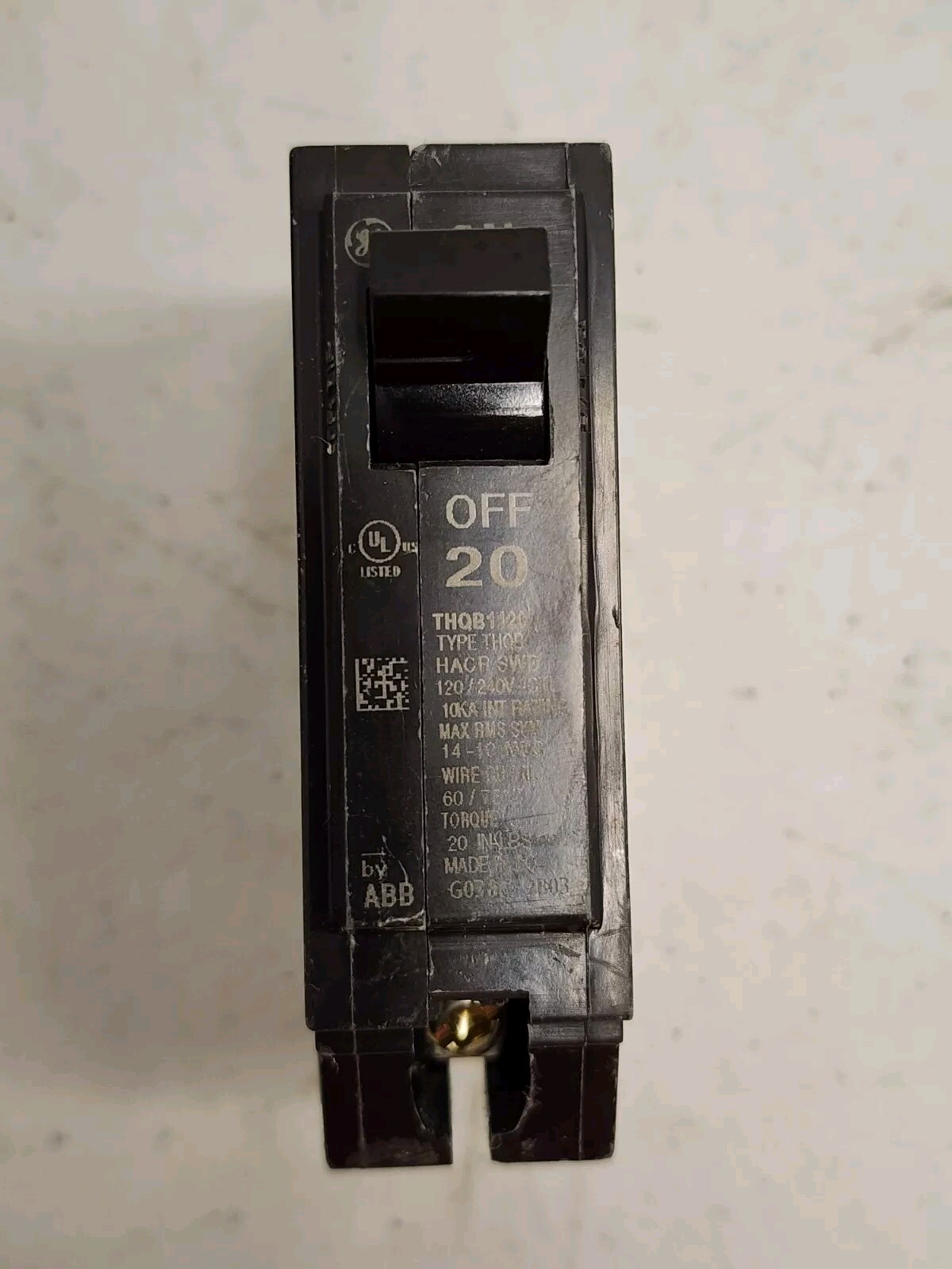 Lot Of 8 VARIETY Used Circuit Breakers GE EATON 20,30,40 & 50