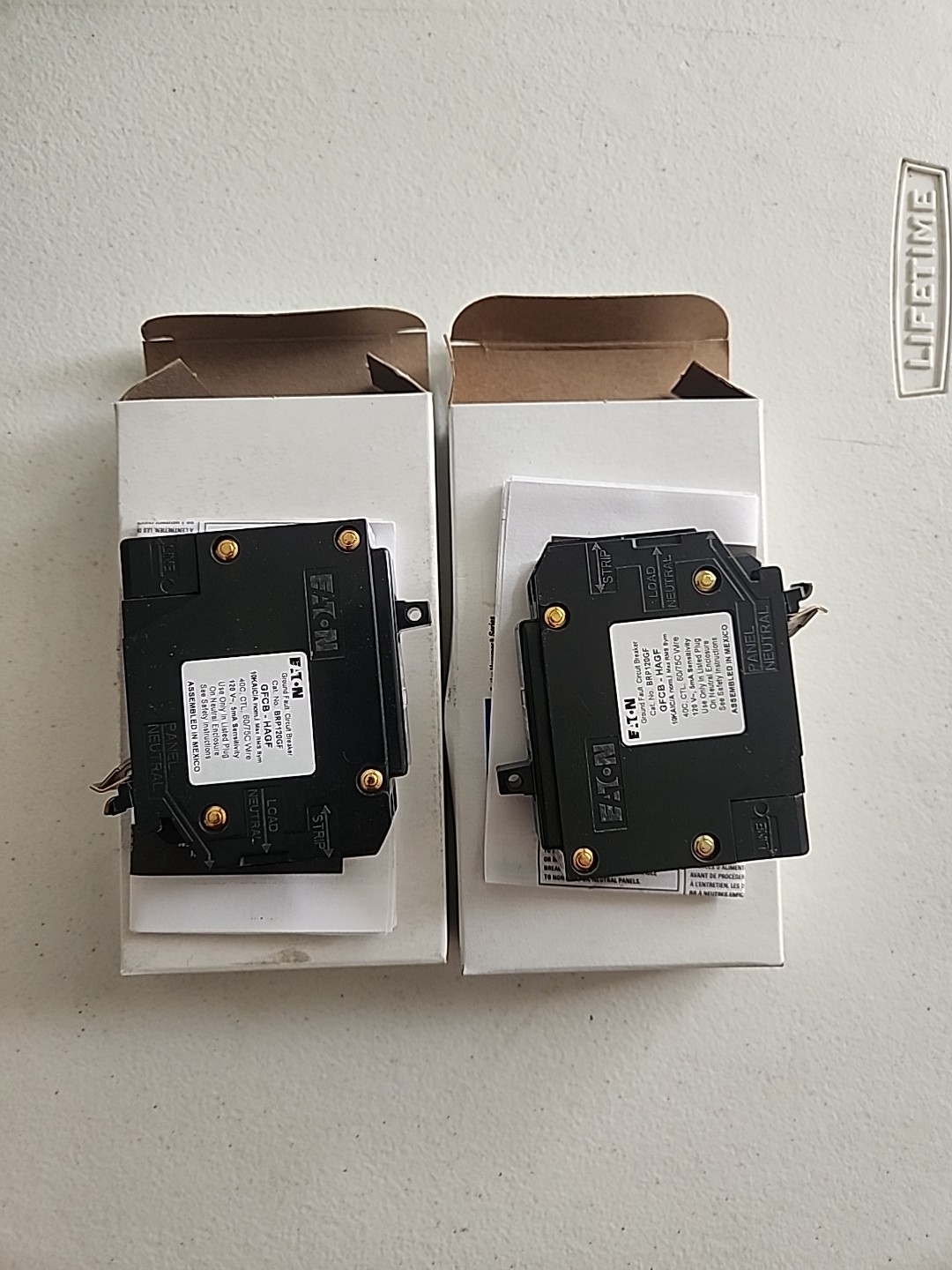 NOS LOT OF 2 – Eaton BRP120GF GFCI Circuit Breaker