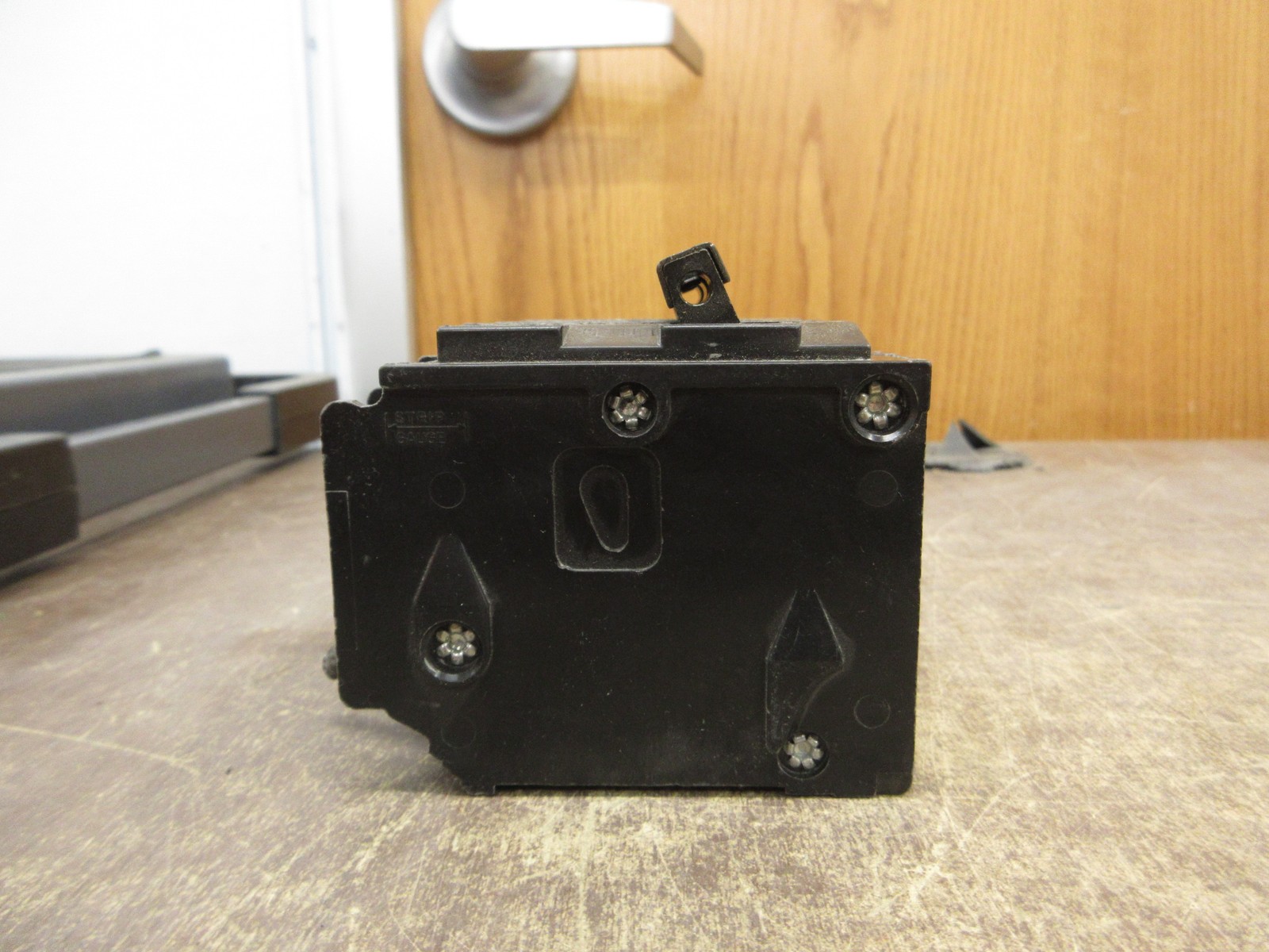 Siemens Type QP Clip-On Circuit Breaker Q330 30A 240V 3P *Chipped* Used