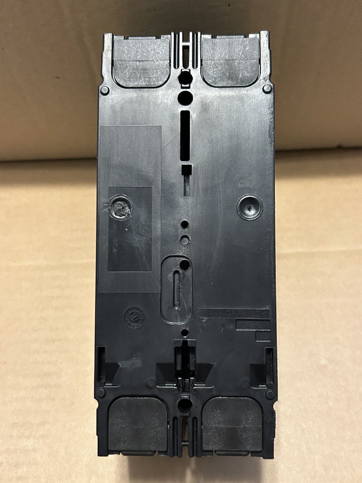 SQUARE D (HDL26020) 20 AMP POWERPACT CIRCUIT BREAKER 600 VAC 2 POLE