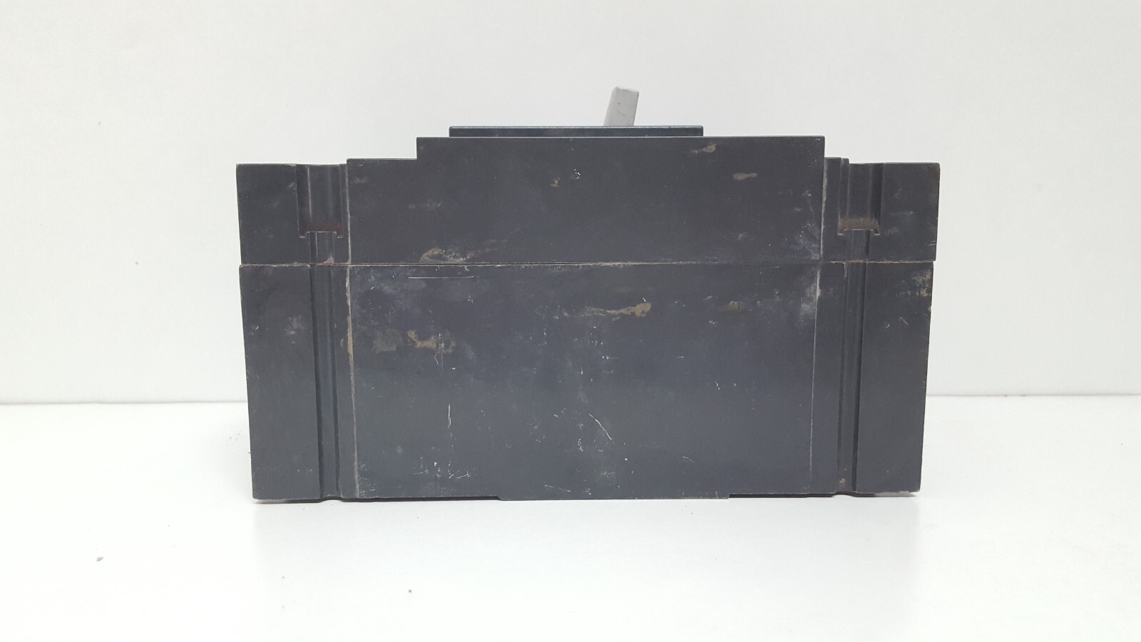 GE TED136060 CIRCUIT BREAKER 3 POLE 60 AMPS 600VAC / TESTED OK