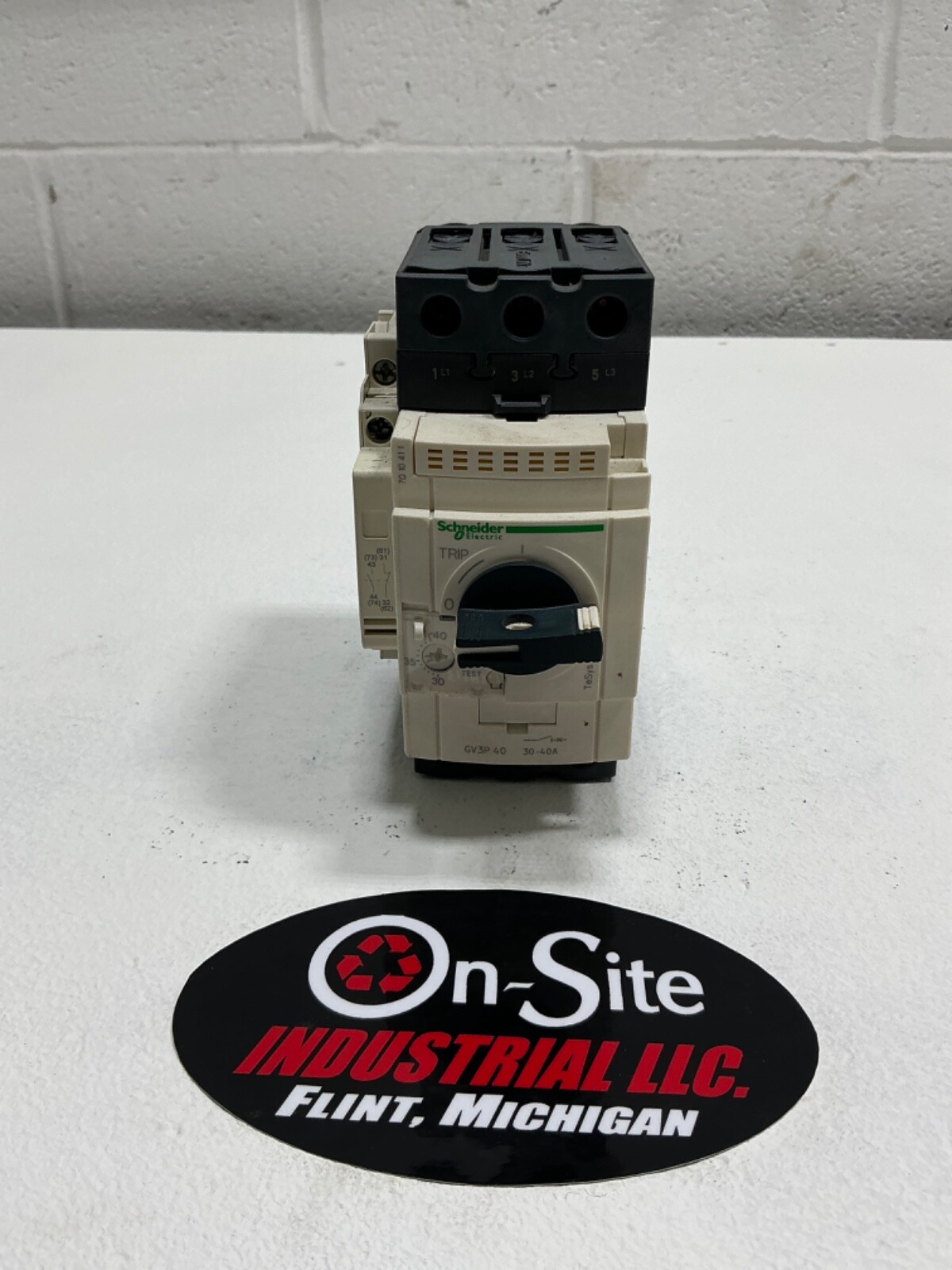 SCHNEIDER ELECTRIC GV3P40 MOTOR CIRCUIT BREAKER 30-40A