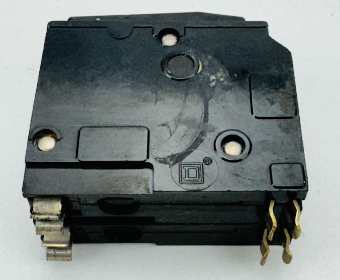 Square D Type Q0 Circuit Breaker 20A 2-Pole 120/240VAC Plug-In/On *WARRANTY*