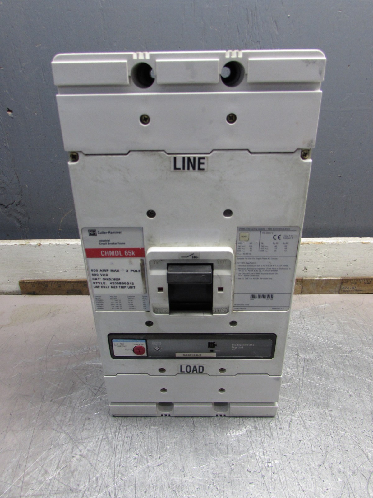 Cutler Hammer CHMDL3800F ,MCCB, 3P/ 700A/ 600V/ 65kA, STAINED! ,MAKE OFFER!