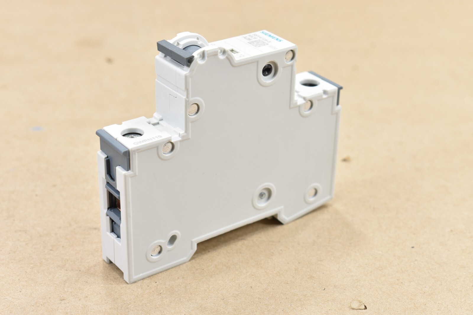 Lot Of 4 Siemens 5SY4125-5 Circuit breaker 230/400 VAC, 1 Pole, 10kA, 25A