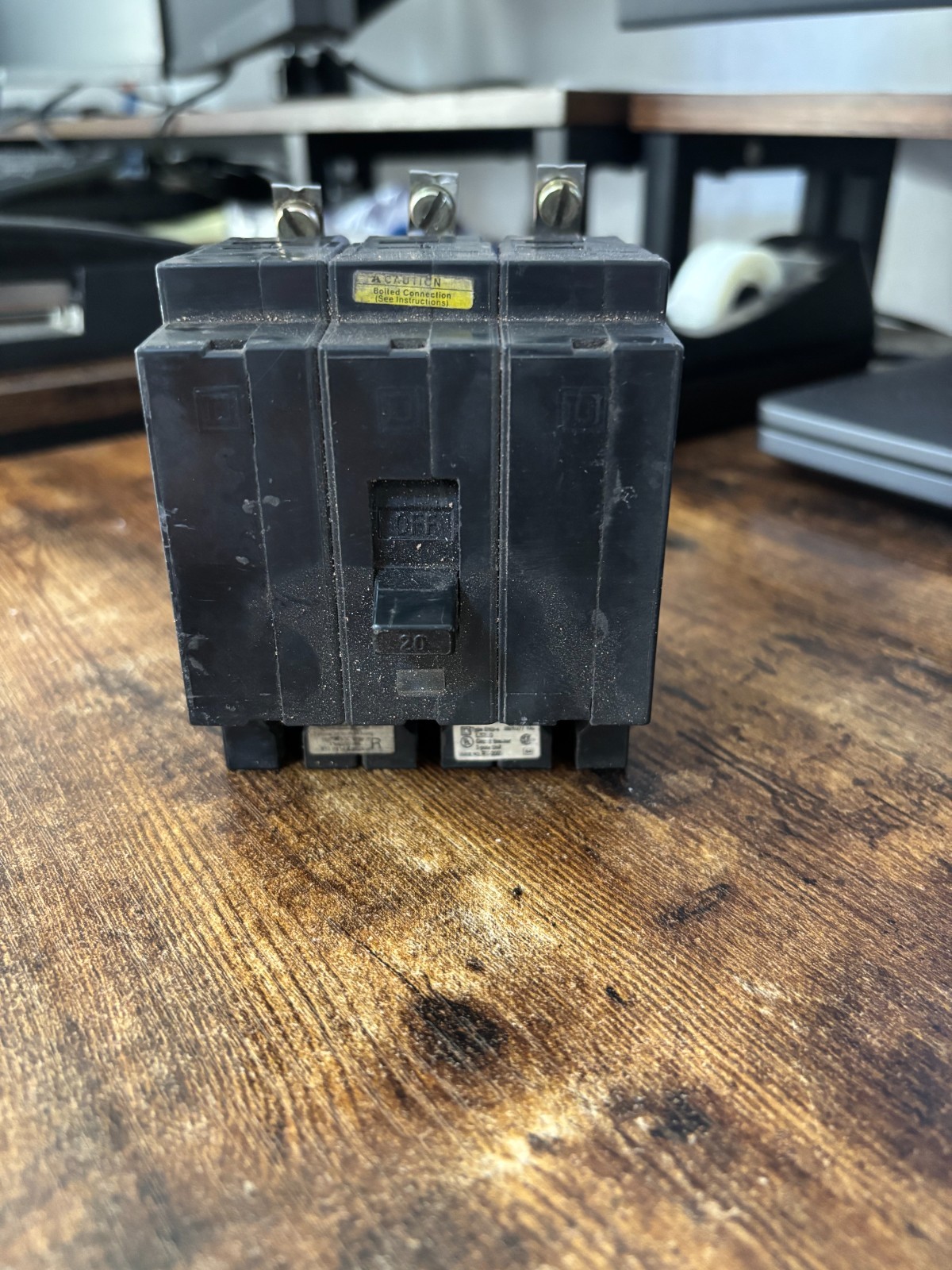 EHB34020 Square D Circuit Breaker 20A 3 Pole