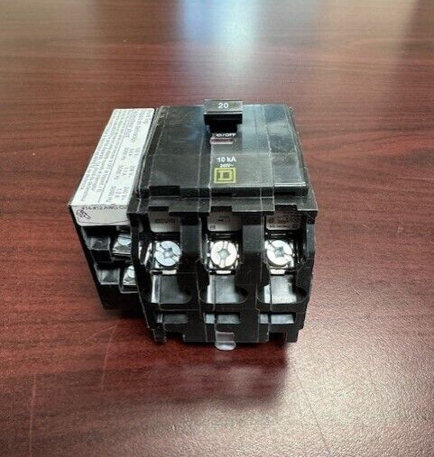QOB3201021 QOB320-1021 3Pole 20Amps 120/240Volt 120V Shunt Bolt-On Square D NEW