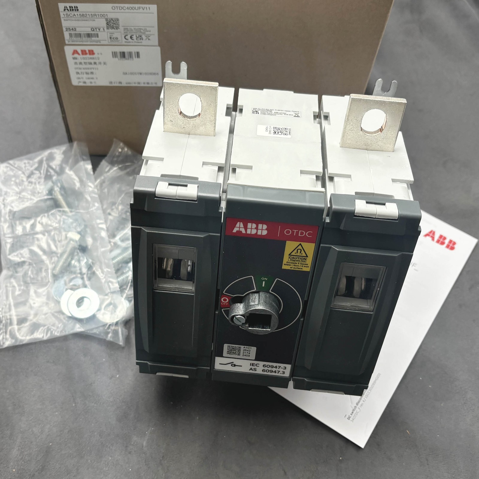 New Disconnect Switch OTDC400UFV11 for ABB 2-Pole, 400 A, 1500 V 1SCA158215R1001