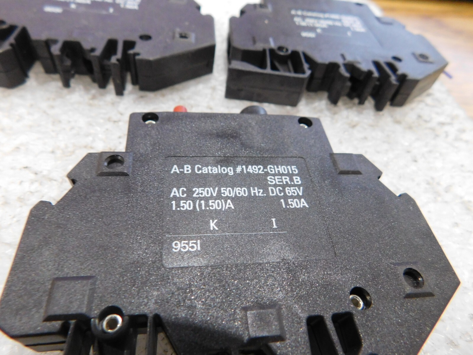 Allen Bradley Cat. #: 1492-GH015 Circuit Breaker. Series B
