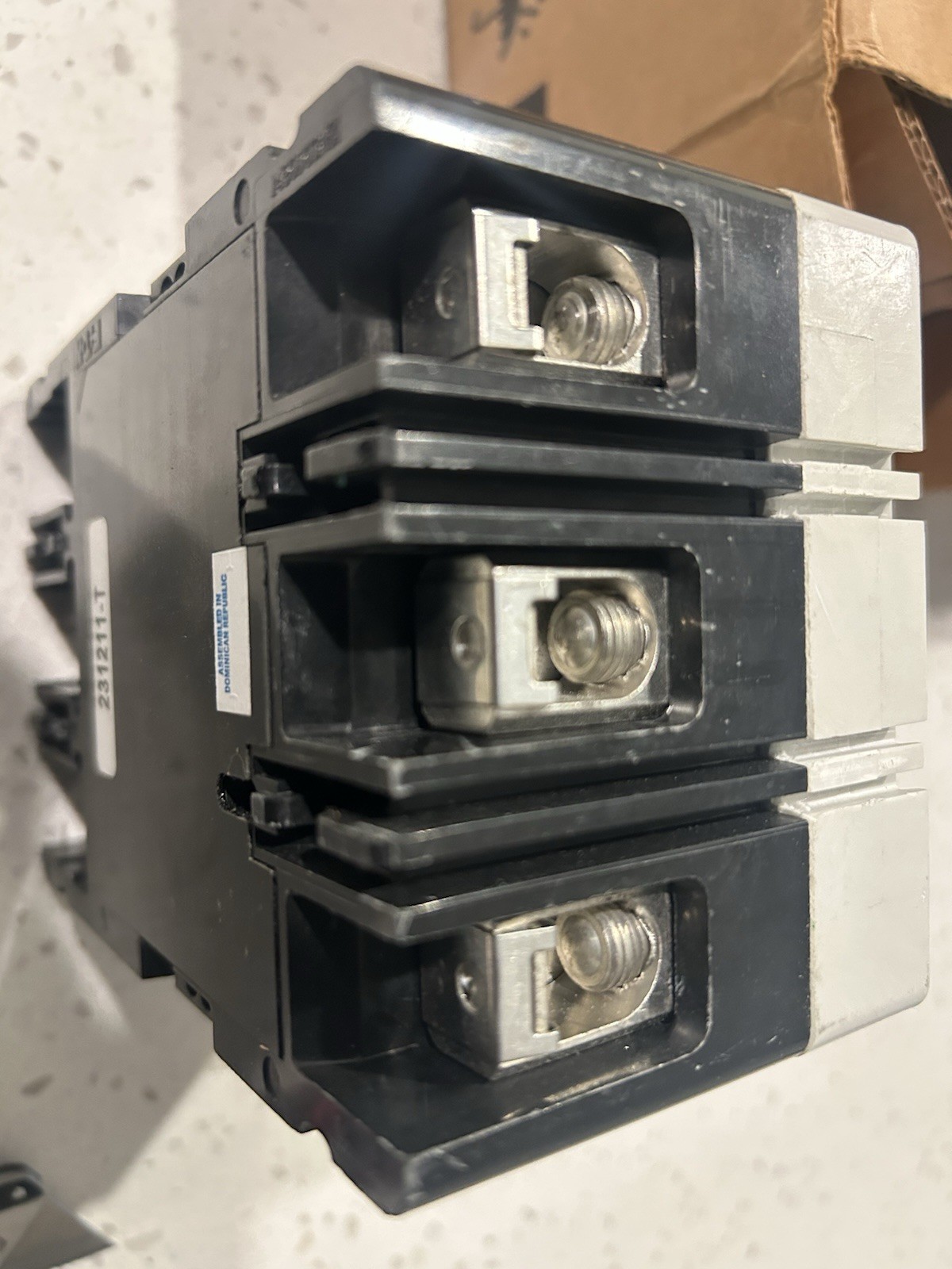Eaton HFDE HFDE322532 225A 600VAC 3-Pole Industrial Circuit Breaker LSI