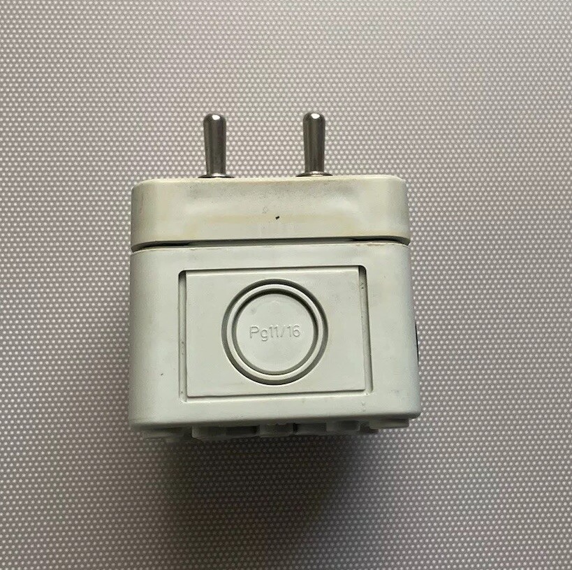 Mil-Spec Sensata Airpax M39019/05-230 AP112 5A 3-Pole Magnetic Circuit Breaker