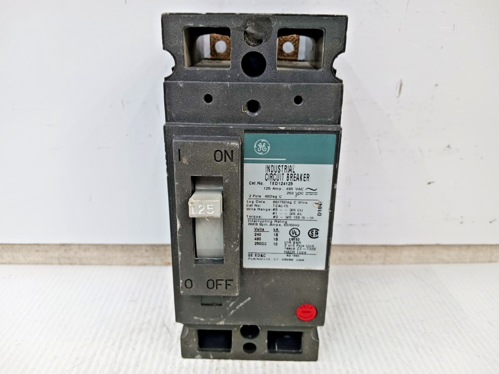 GE 125 Amp Industrial Circuit Breaker 2 Pole 480 VAC / 250 VDC 18kA TED124125