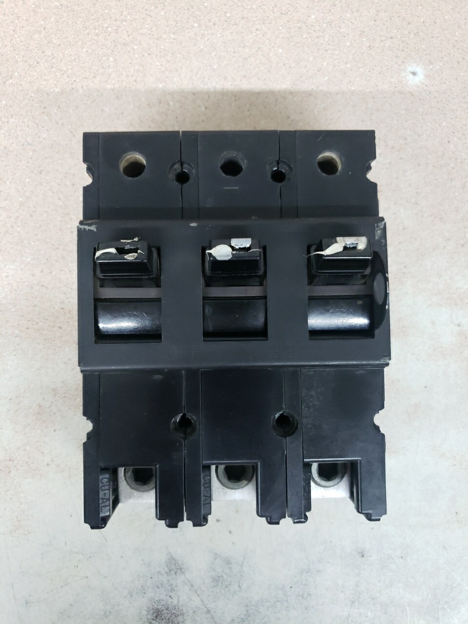 Zinsco QFB QFB3125 3 Pole Circuit Breaker *See picture