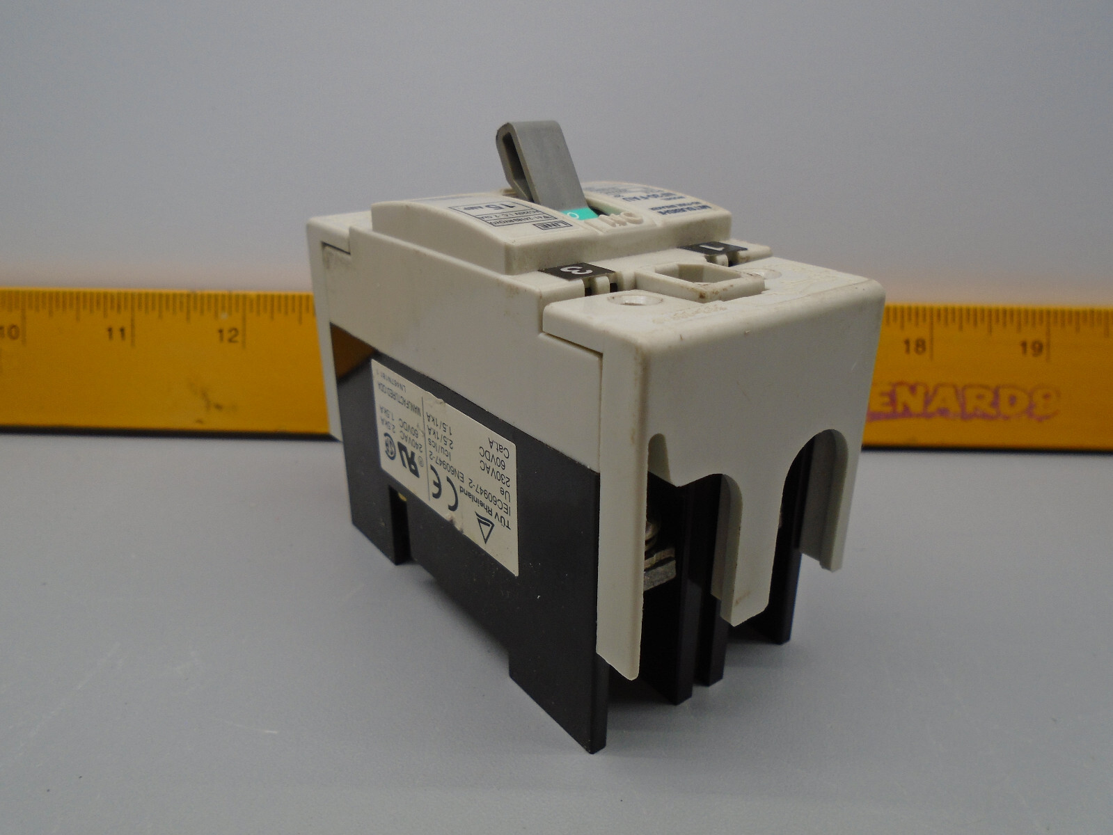 Mitsubishi NF30-FAU 15 Amp 2 pole Circuit Breaker NF30-FAU 15 W39