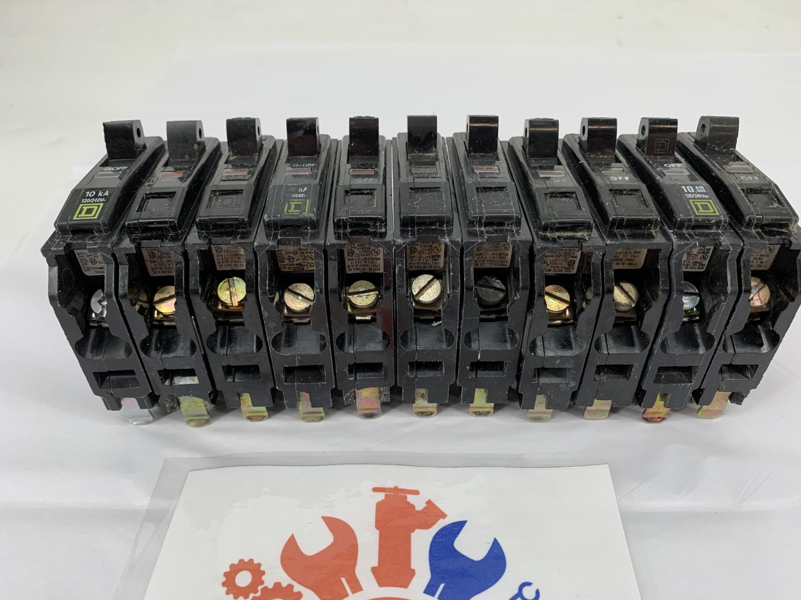 11-Square D QO120 20A Plug-In 120/240V 1P Molded Case Circuit Breaker 10kA@240V