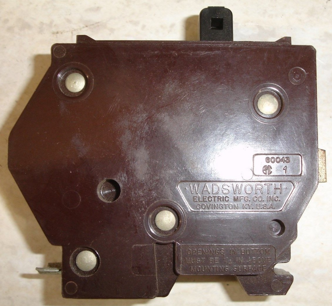 Buyer gets One WadsworthTandem Circuit Breaker B1520 or B2015