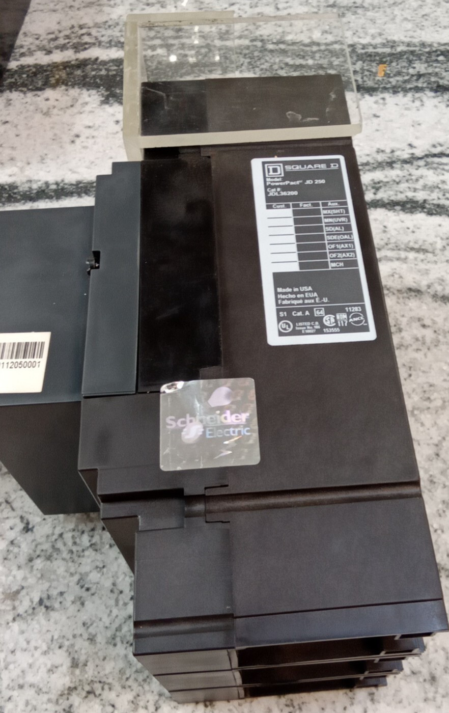 SQUARE D/JDL36200/MOLDED CASE/BREAKER/ W/ 20112050001-BTU INTERNATIONAL/NEW(38C2