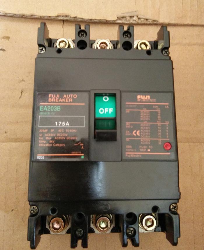 New For Fuji Electric EA203B 3P 125A Industrial Automation Auto Circuit Breaker