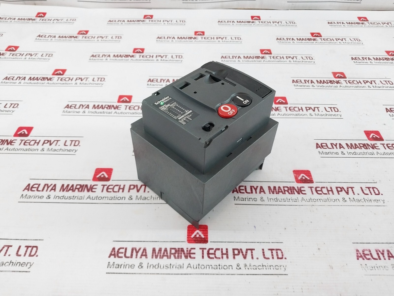 Schneider Electric NSX 250N Circuit Breaker ComPacT 220-240V 50/60HZ 800V 8KV
