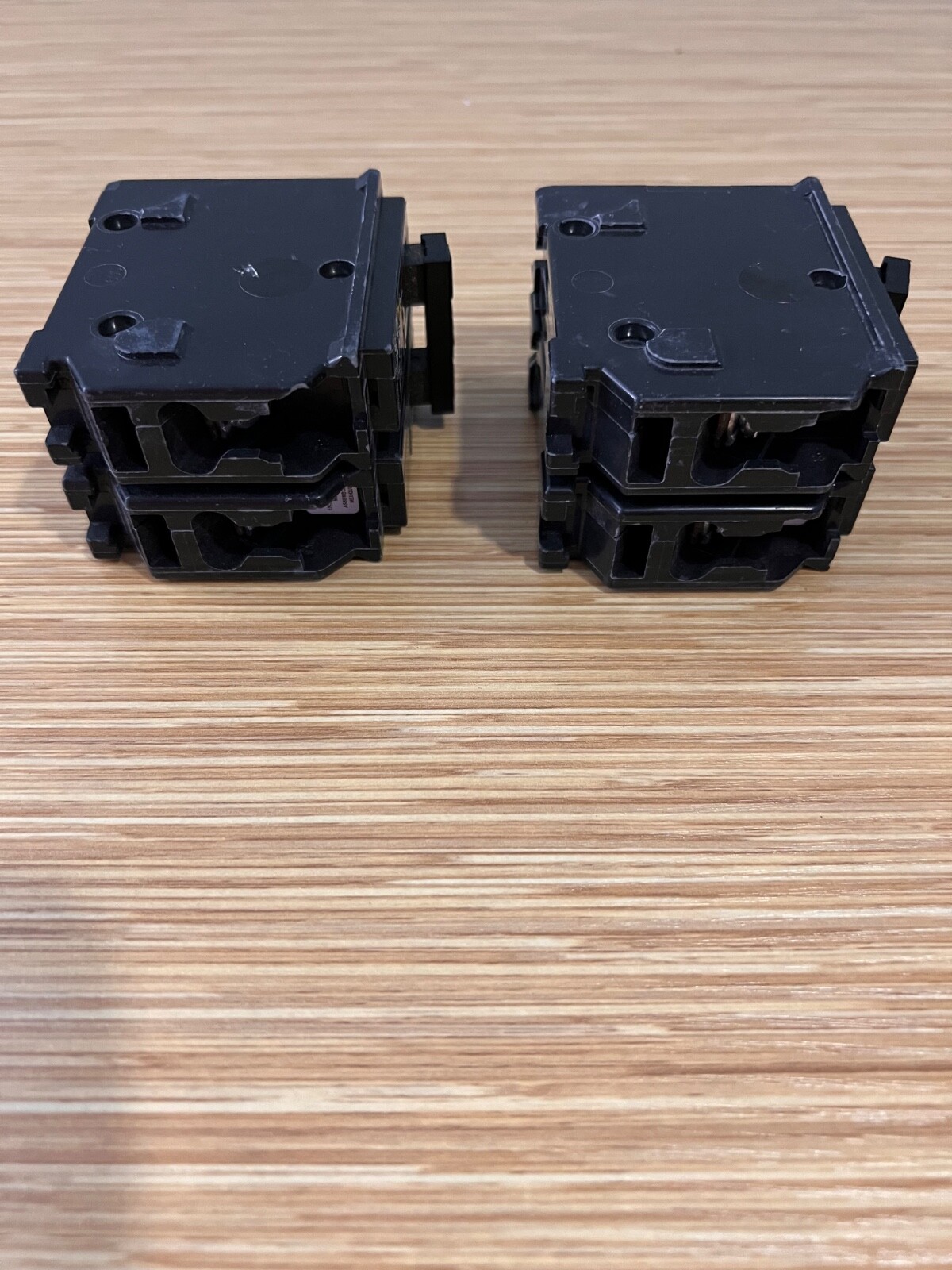 Lot of 2 Square D DP-4075 HOM 10KA 120/240V 50/60 Hz Single Pole 20 Amp