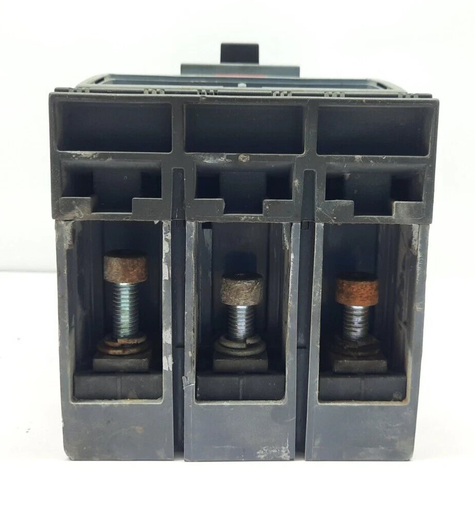 SIEMENS 3 POLE 250 AMPS 3VT2725-2AA36-0AA0 CIRCUIT BREAKER 3VT2