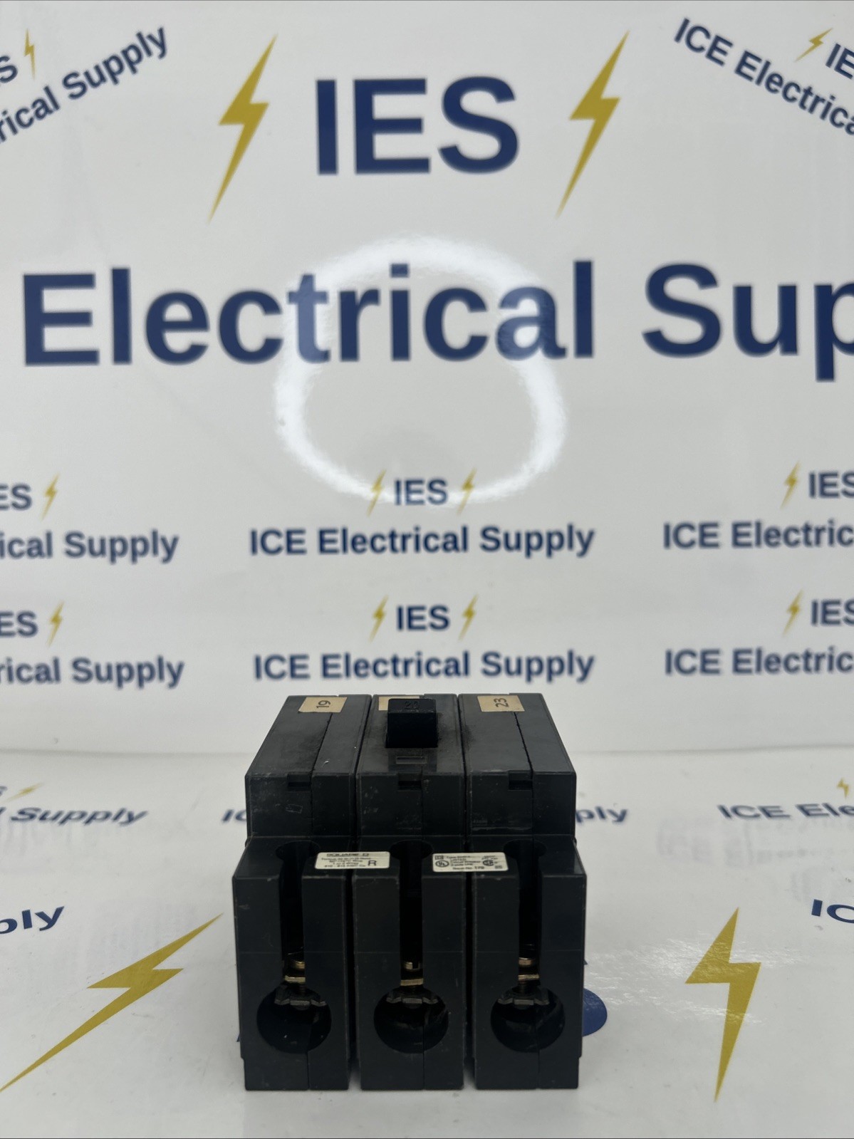 SQUARE D CAT: No. EHB34020 20 A 3 P Circuit Breaker