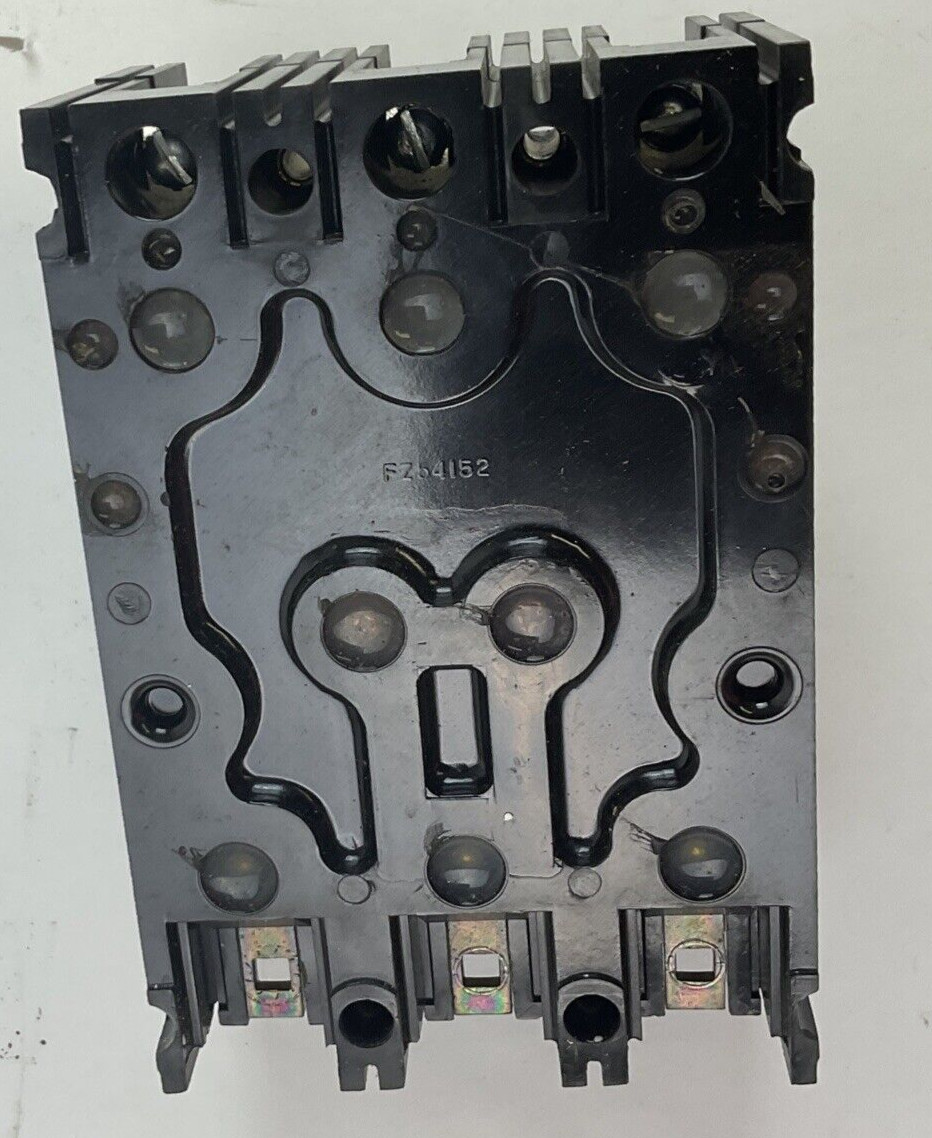 FEDERAL PACIFIC NE234090 CIRCUIT BREAKER 3POLE 90A 240VAC 125/250VDC