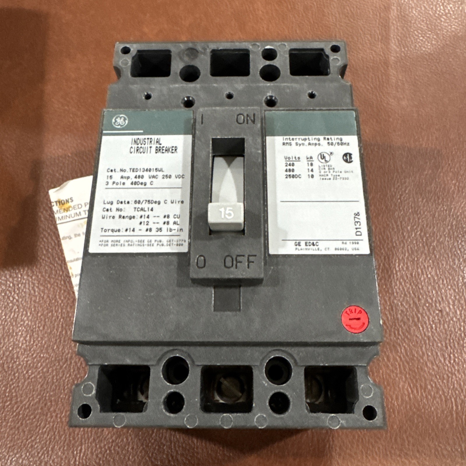 GE TED134015WL 15A 3P 480V CIRCUIT BREAKER 15 Amp 3 Pole Ted NEW