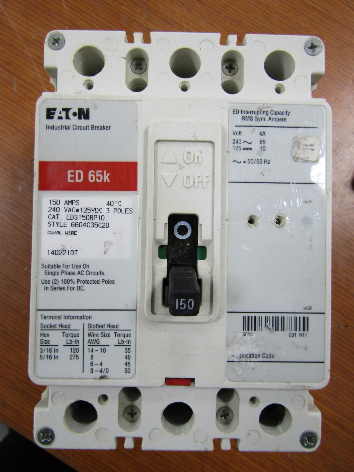 💥EATON 150 AMP CIRCUIT BREAKER 3 POLE 240 VAC ED3150BP10
