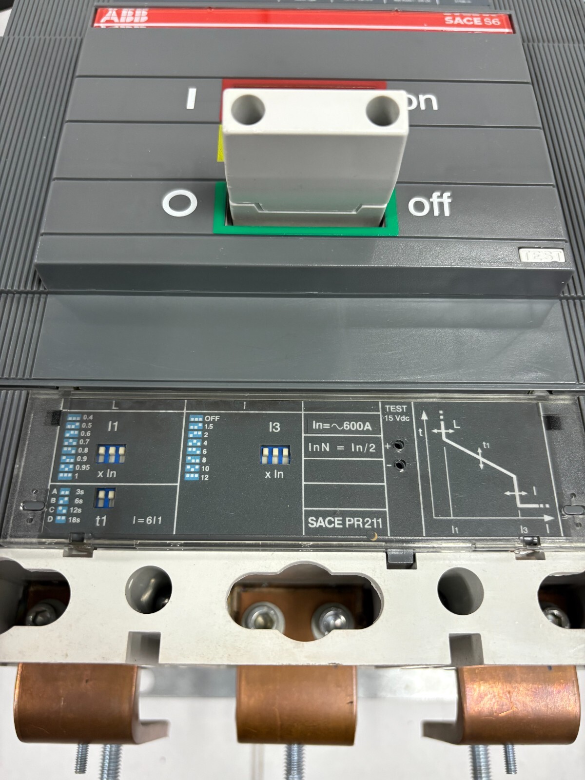 ABB S6N SACE PR211 | 600A 3P MCCB Circuit Breaker | 600V AC | Adjustable Trip |