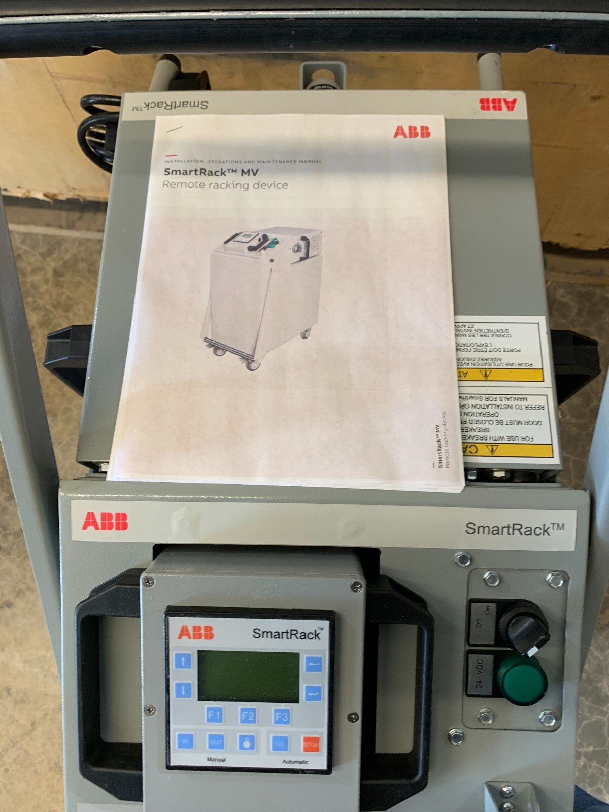 ABB SmartRack 2RGA015186A0001 MV Electric Circuit Breaker Remote Racking Device
