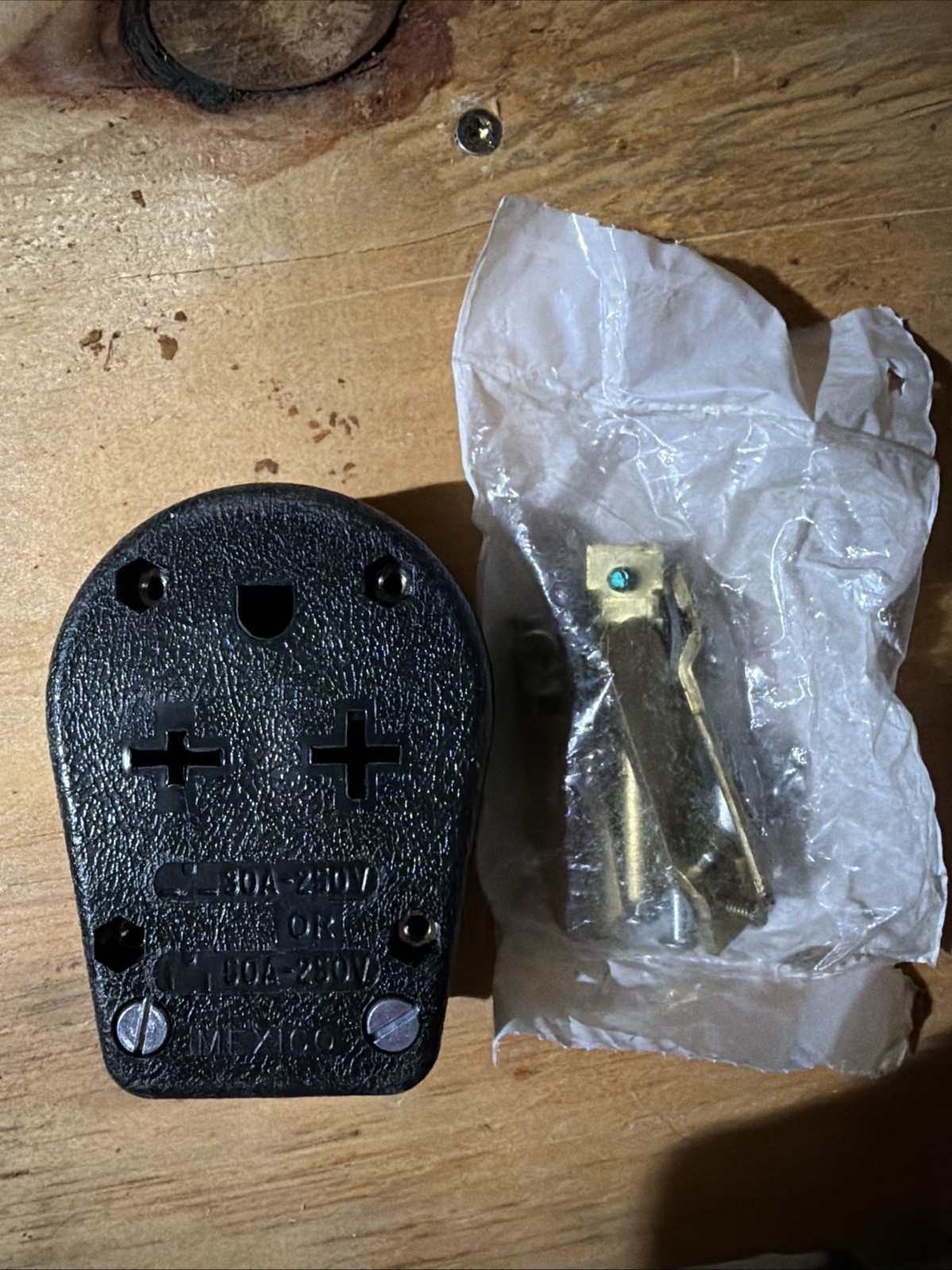 Leviton 30a/50a Dual Power Plug